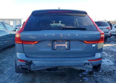 2024 Volvo Xc60 Plus z USA, uszkodzony, nr VIN YV4H60DL0R1750167